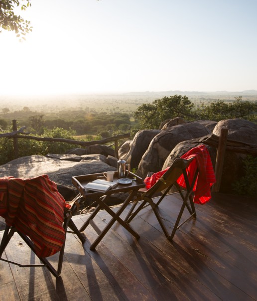 Serengeti_Pioneer Camp - accommodation - main areas - sunrise views from lounge deck (c) Silverless-3