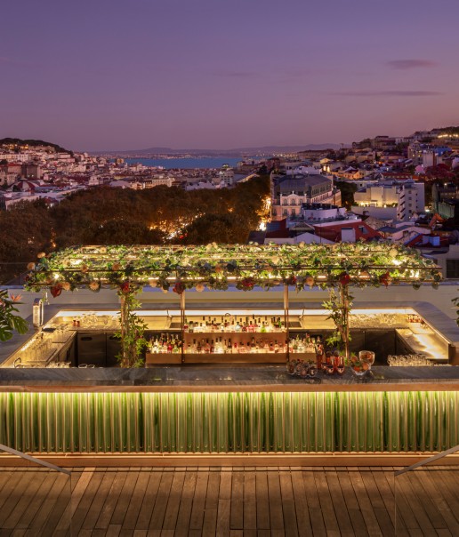 Tivoli_Avenida_Liberdade_Property_Amenity_SEEN_Sky_Bar_Aerial_Vew-8619x5104