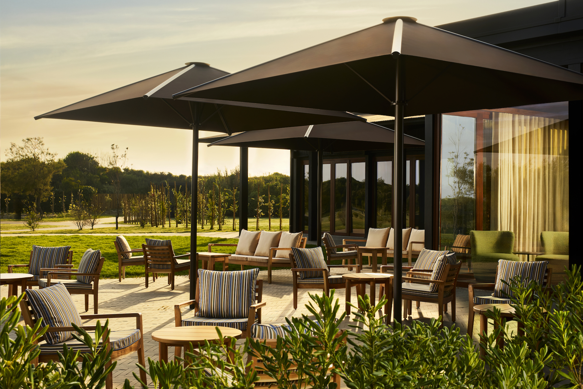 Tivoli_Estela_Golf_Lodges_Dunas_Bar_Exterior